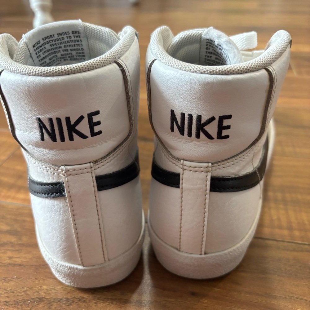Nike White High-Top Sneakers with Black Swoosh and Beige Accents - Picture 4 of 7